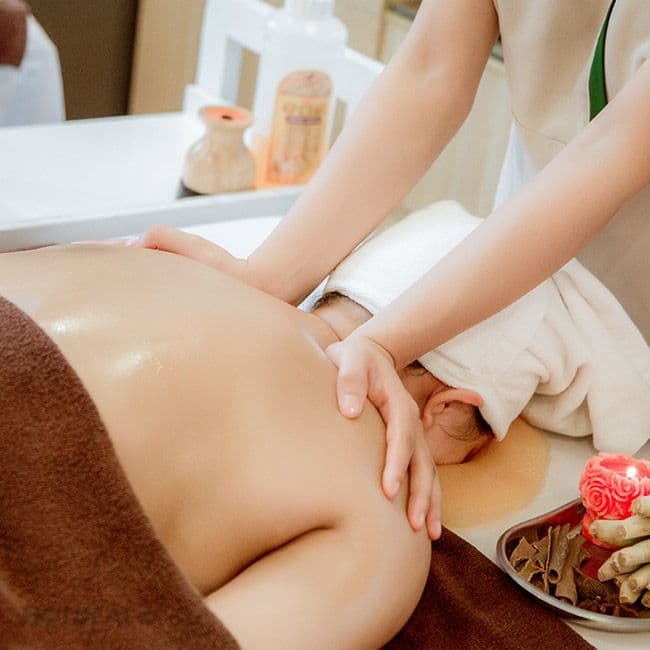 363254-massage-co-vai-gay-chuyen-sau-lieu-trinh-65-phut-tai-may-spa.jpg